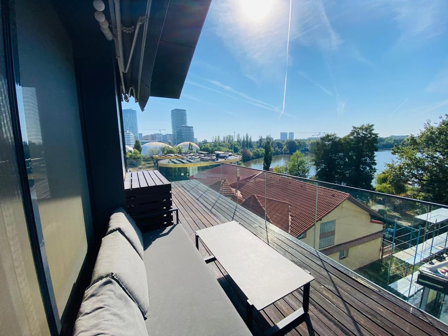 Vedere lac | Apartament premium 5 camere | Floreasca | 4 bai | 2 loc. de parcare - Poză 3