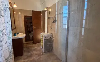 Clasic cu personslitate - Poză 21