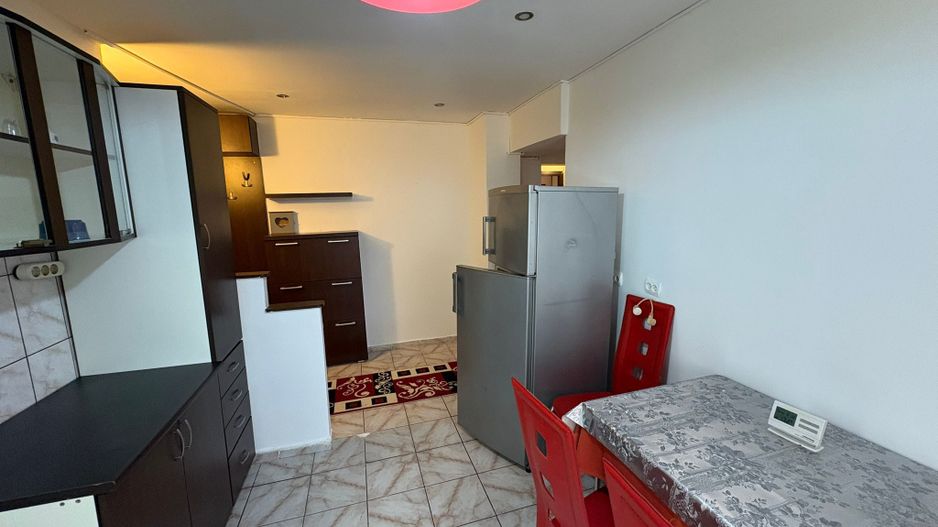 Apartament cu 2 camere de închiriat zona Lenin - Poză 6