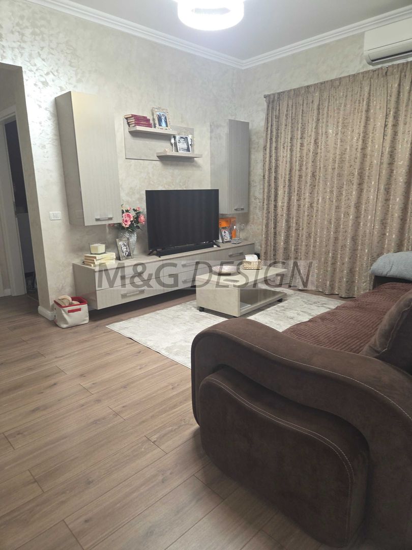 Apartament 3 camere Giroc etaj 1 bloc nou - Poză 1