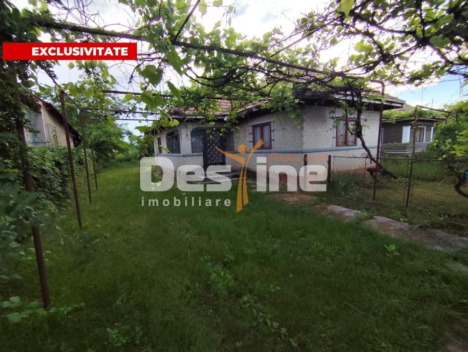 Casa si 2166 mp teren Magureni - Poză 2