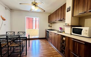 Ap 3 camere , decomandat , etaj 1/4 , Pacurari. - Poză 3