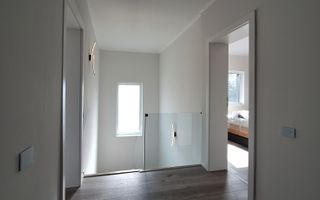 Duplex superb despartit prin garaj - Poză 25