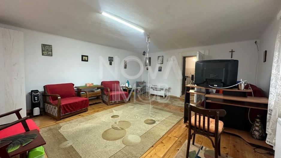 Casa individuala cu teren generos – 8.356 mp – Tichindeal, jud. Sibiu - Poză 10