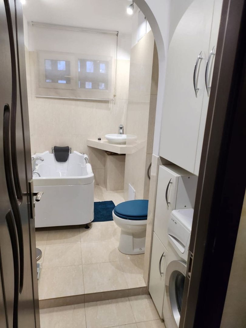 Apartament cu trei camere, Brancoveanu, 120.000€ negociabil - Poză 13