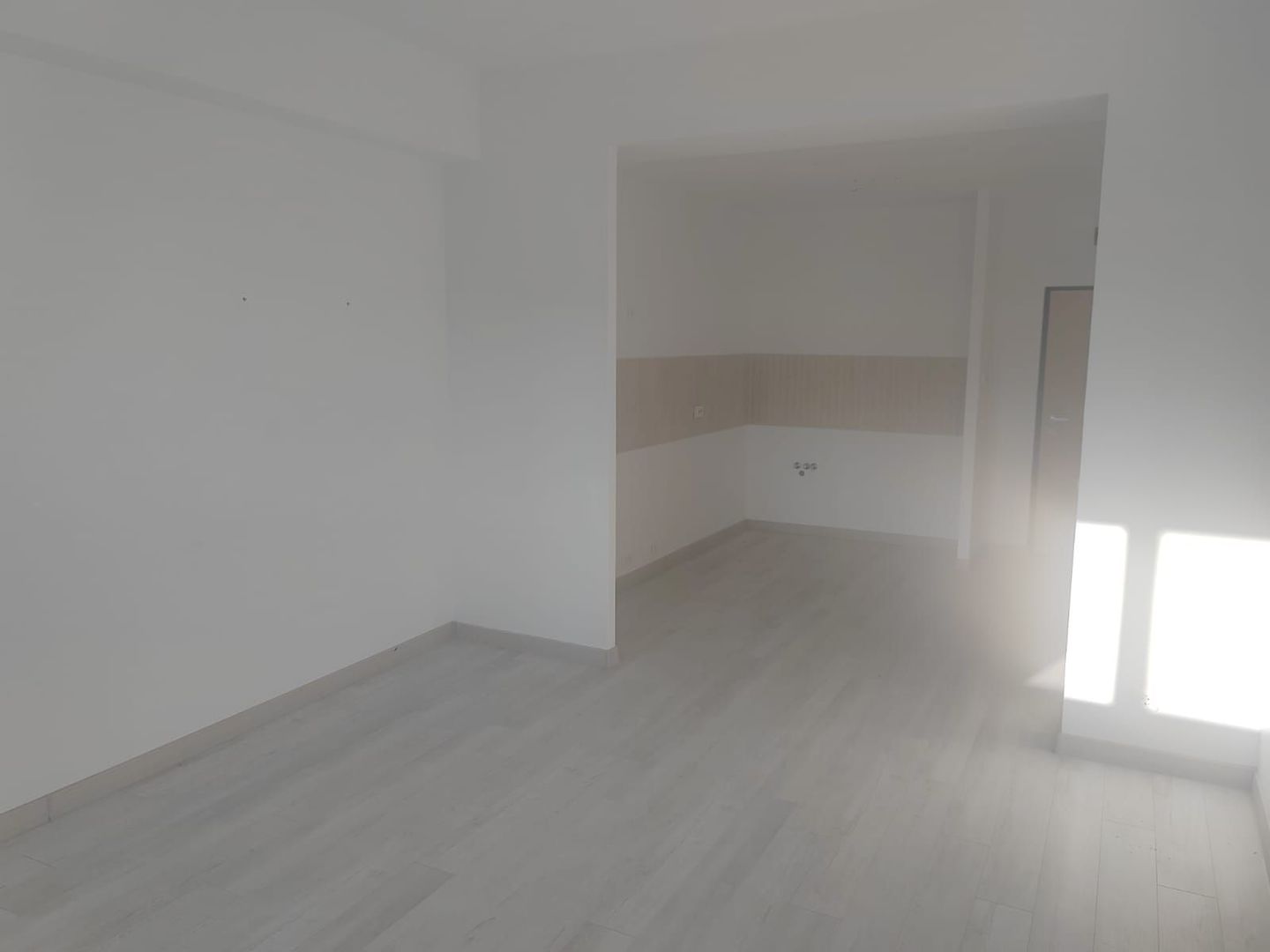 Rin Residence Imobil versatil/comercial/rezidential - Poză 2