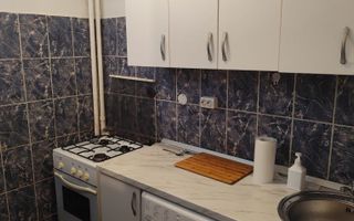 Închiriere garsonieră, Tătărași, zona 2 Băieți, mobilat și utilat complet - Poză 3