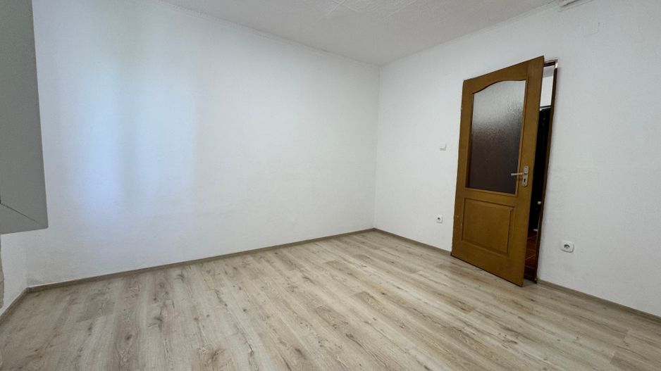 Garsoniera la parter inalt, Zona Stefan cel mare - Poză 3