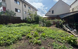 Casa cu teren generos in cartierul 'Intre Lacuri'!!! - Poză 1