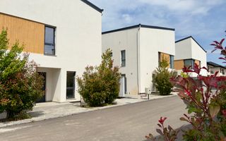 Vila individuala 5 camere Tunari 1 Decembrie - Poză 22