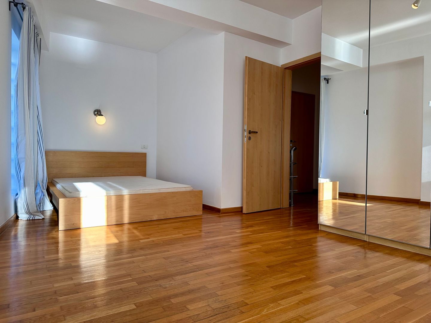 Triplex Matei Basarab-Calea Calarasi, bloc 2011 || 210mp || parcare+boxa incluse - Poză 14
