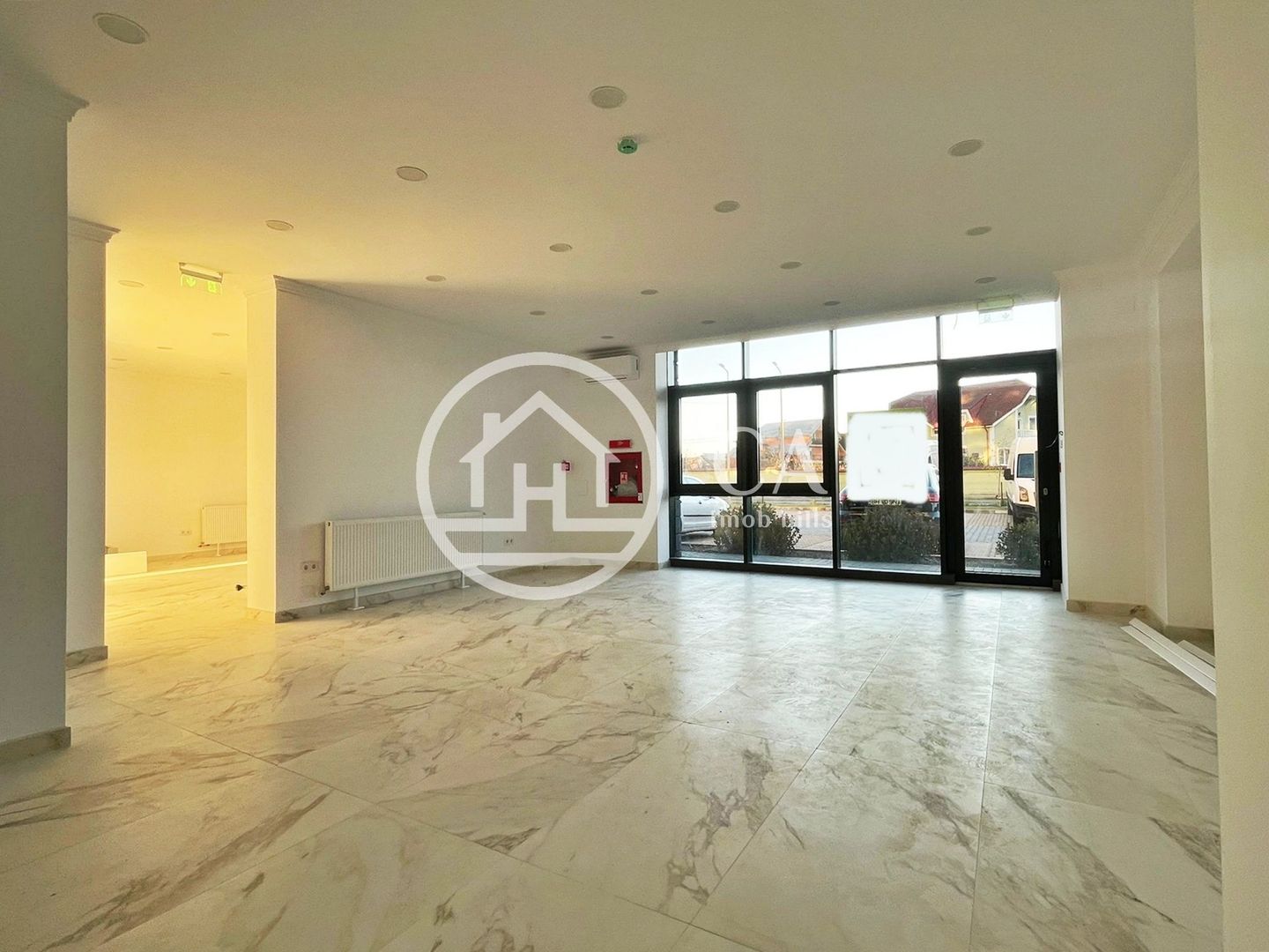 Spațiu comercial de închiriat în zona Nufaru, Oradea - Poză 1