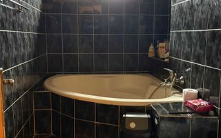 Apartament 3 camere, Podu Roș, Iași, 76 mp, etaj 1 - Poză 6