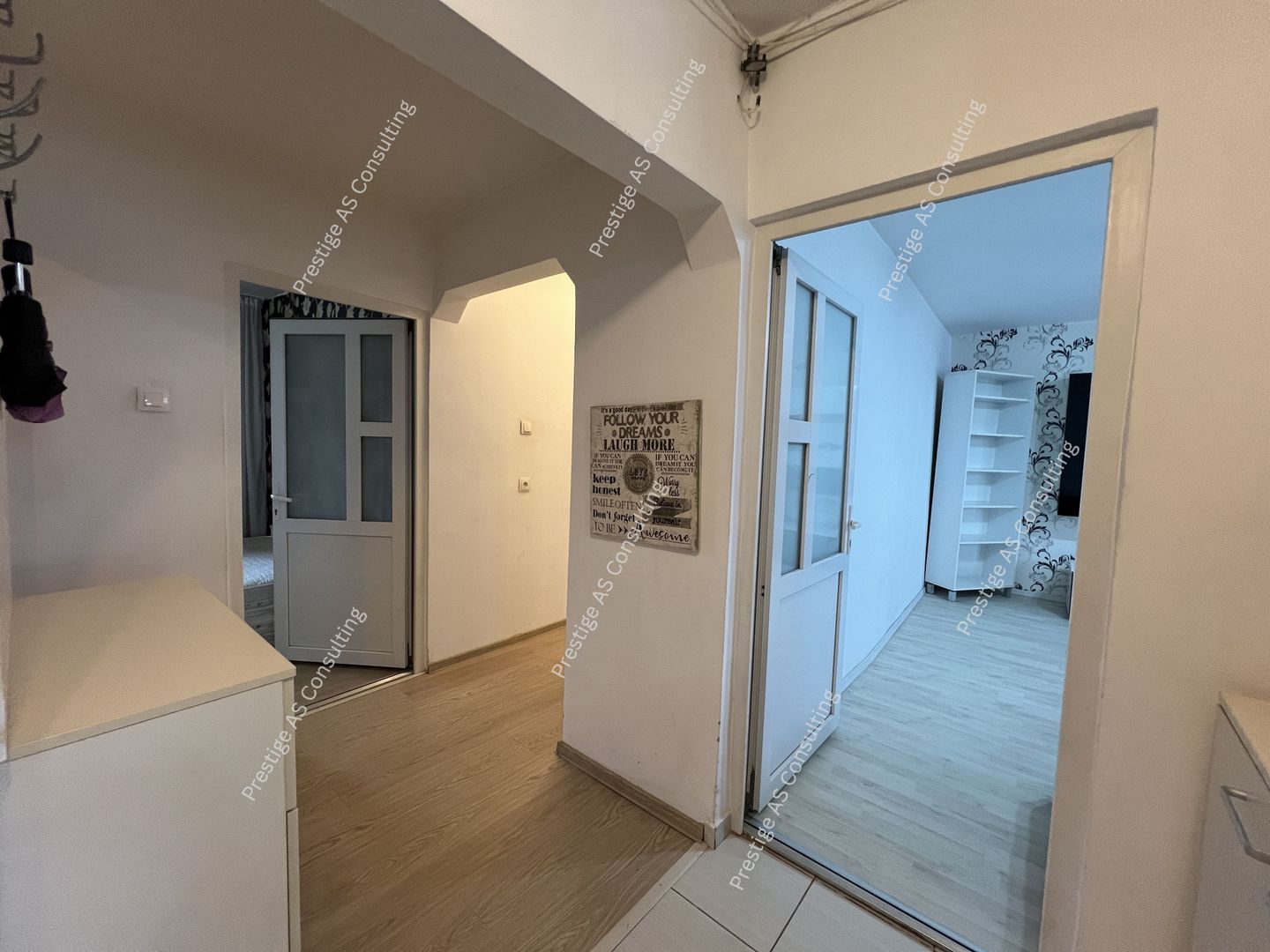 Apartament Decomandat 3 Camere | Etaj 4 | Complexul studentesc-OMW - Poză 2