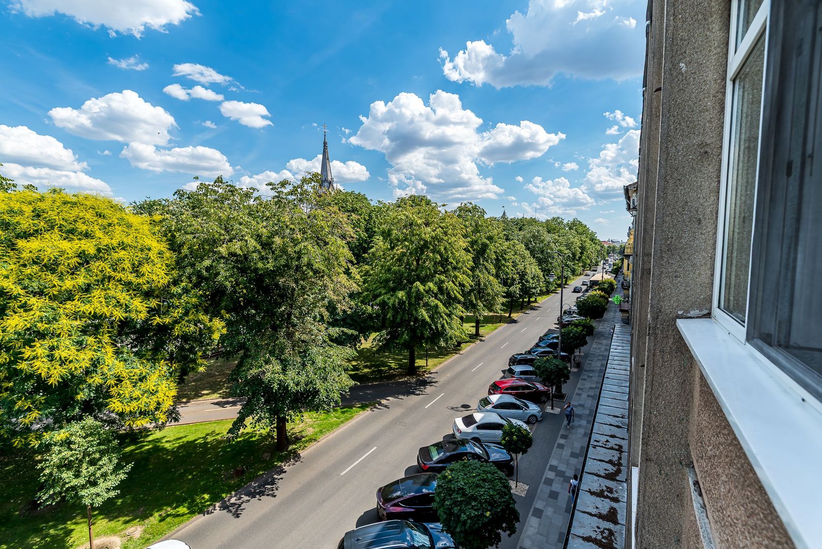 Apartament 2 camere Ultracentral, bvd Revolutiei, Arad - COMISION 0 - Poză 1