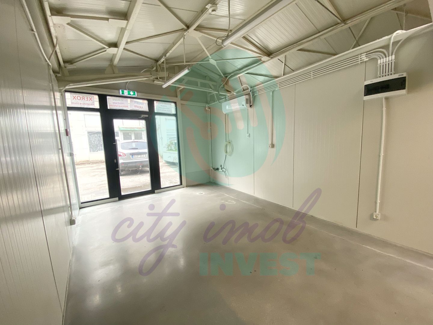 Spatii comerciale de inchiriat, Piata Delfinului - Poză 4