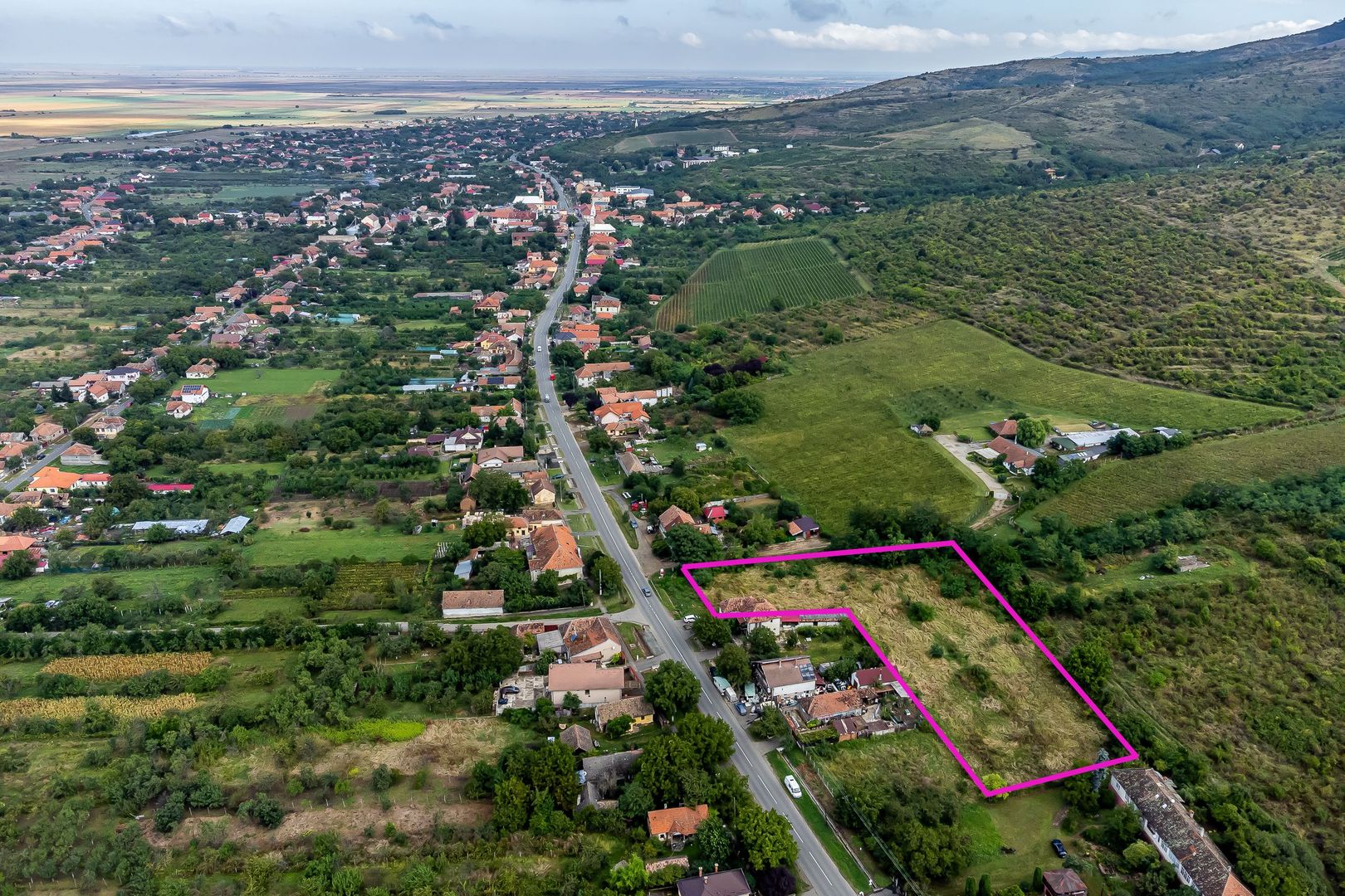 Teren de vis în Ghioroc! Stațiunea supranumită ”Litoralul Vestului” - Poză 4