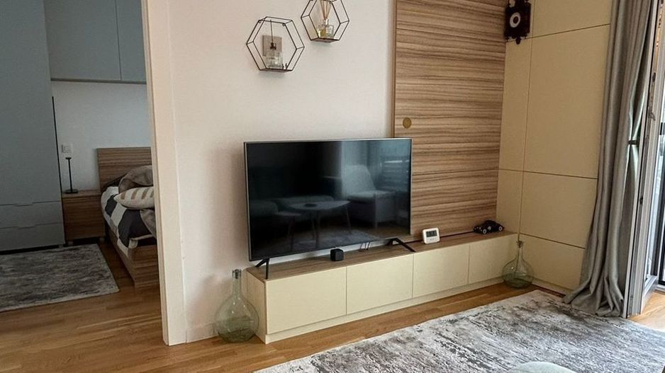 Apartament 2 camere Stefan cel Mare complex C-entral - Poză 1