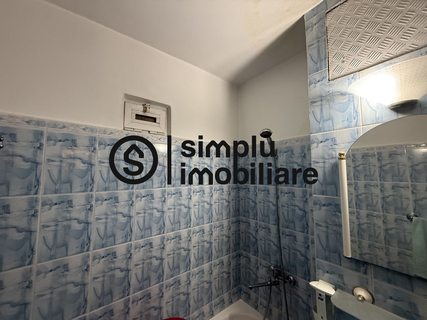 3 decomandate, etaj 2/4, centrala termica, Rovine - 157 000 Euro - Poză 14