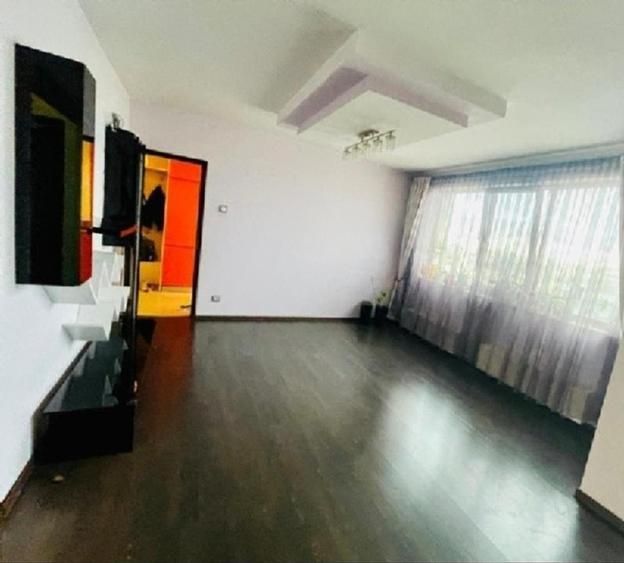 Apartament 3 camere transformat în 2 camere open-space | Podul Grant – Turda - Poză 3