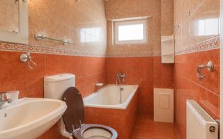 Apartament cu 3 camere, zona Dunarii - Poză 6