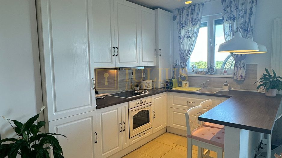 2 camere, intrare in Dumbravita, langa padure. - Poză 5