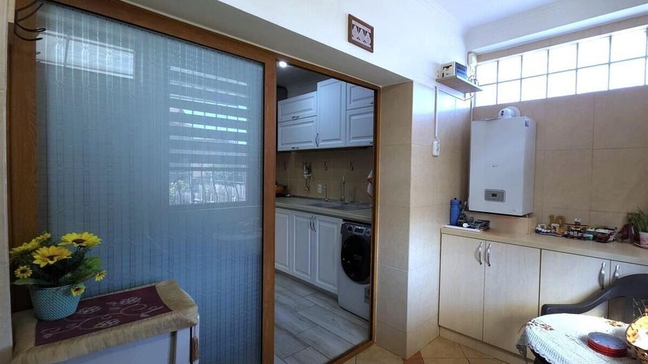 Techirghiol - Centru, casa tip duplex P+M, lot 293 mp si 154 mp utili! - Poză 11