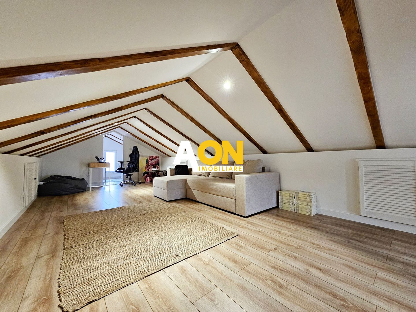 Casa noua, 3 camere + mansarda, mobilata, utilata, 342 mp teren - Poză 16