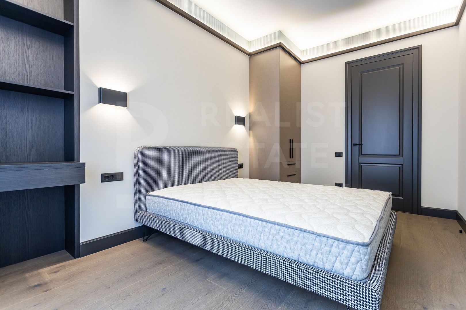 Chirie, apartament, 2 camere, strada Mihai Eminescu, Centru - Poză 9