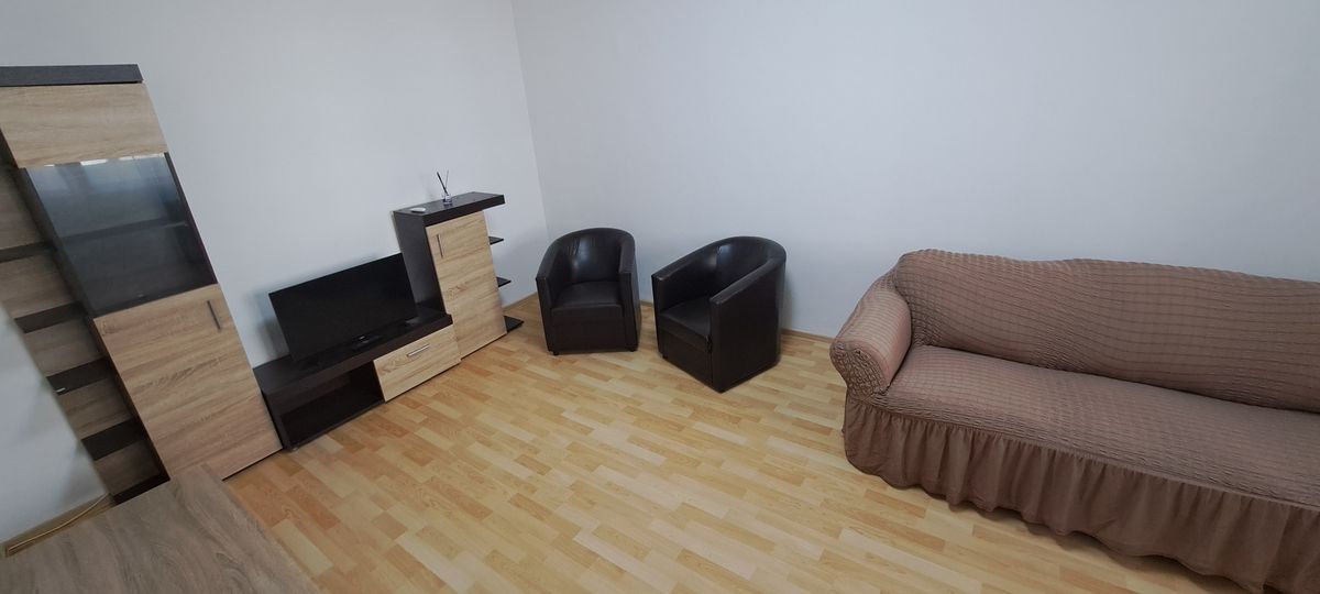 Apartament 2 camere renovat complet, etaj intermediar, liber imediat - Poză 1