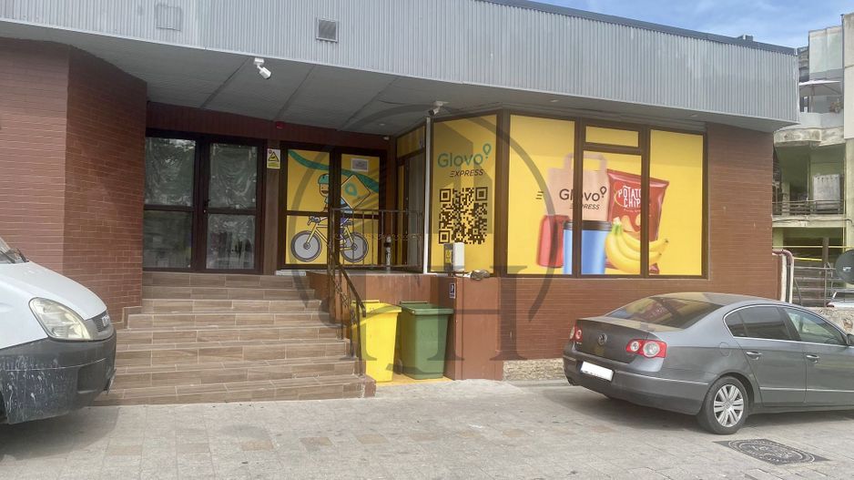 Spațiu comercial de închiriat Constanța, Piața Ovidiu - Poză 1