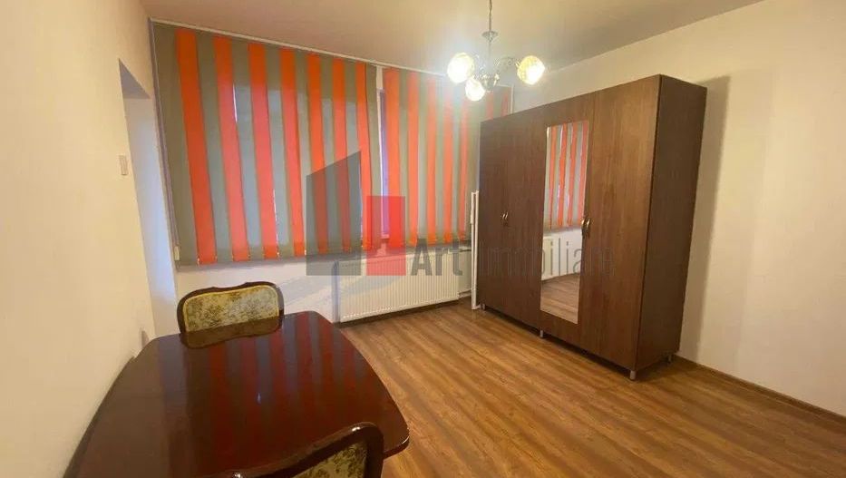 Apartament de vanzare 2 camere zona Baba Novac - Poză 2