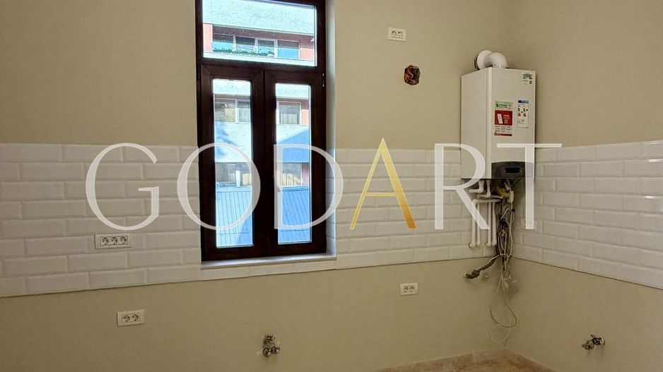 Apartament 4 camere  | Vila interbelică | Renovat | Eminescu - Poză 3