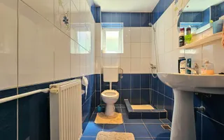 Casa Sibiu central 5 camere, 4 bai - Poză 11