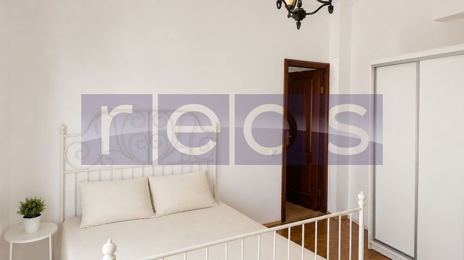 VANZARE  2  APARTAMENTE INDEPENDENTE  INTR-O VILA RENOVATA -144 mp - UNIRII - Poză 4