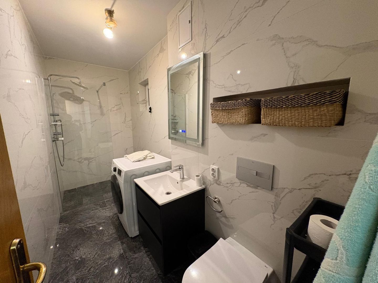 AP. 2 CAMERE- PIATA UNIRII, PET-FRIENDLY, METROU 5 MINUTE, MODERN - Poză 10