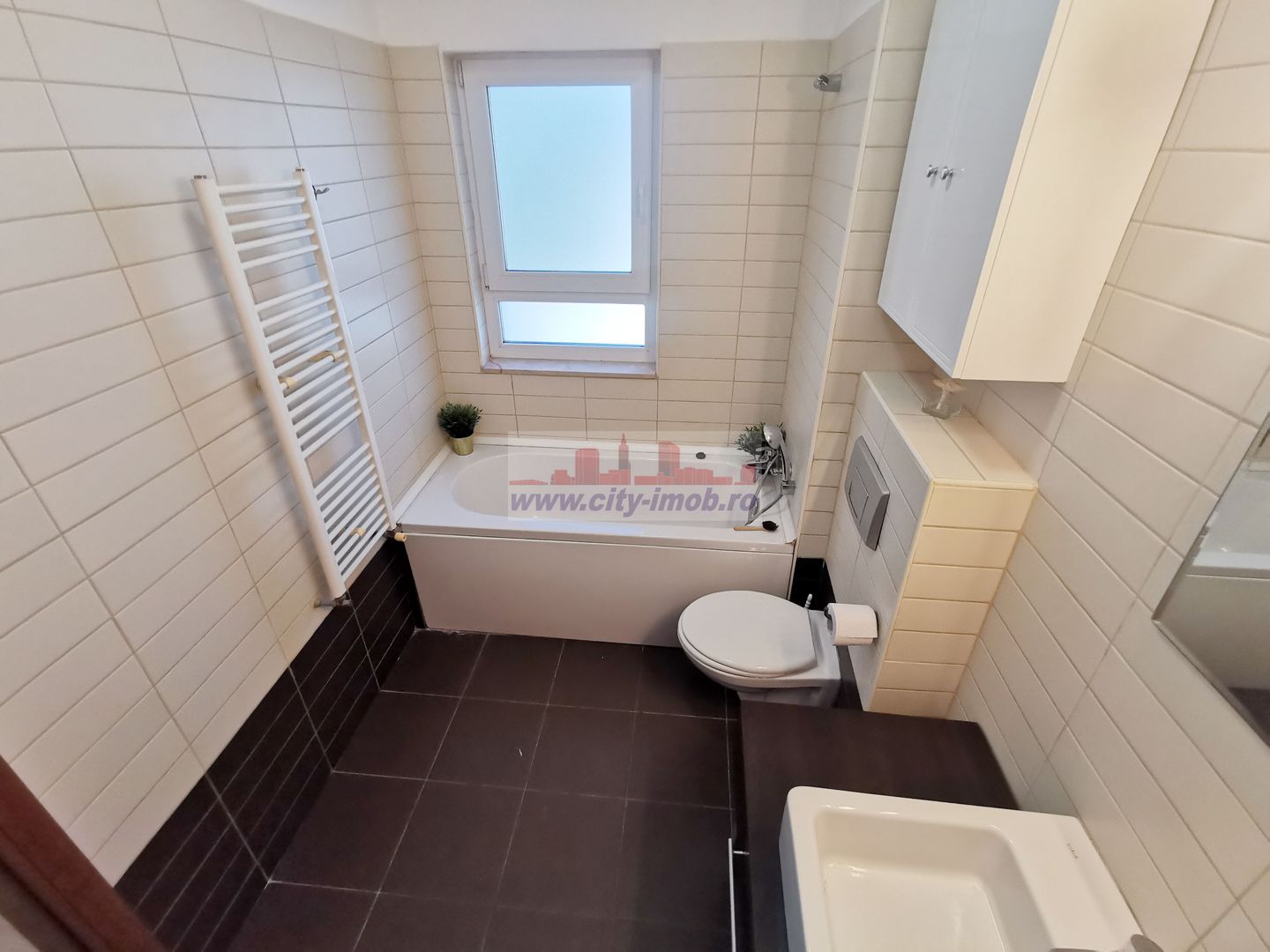 Inchiriere apartament 3 camere   (doua dormitoare) Baneasa - Poză 14