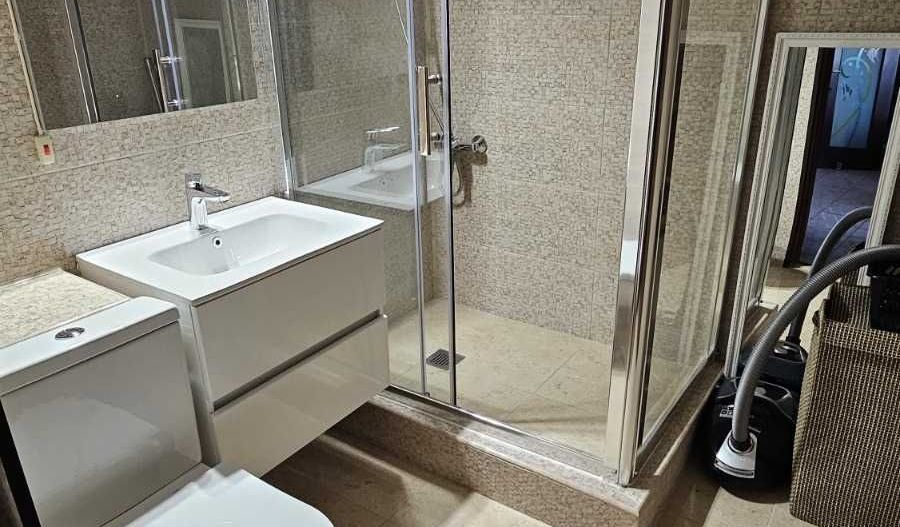 3 Camere, Sebastian mobilat si utilat , Vedere Casa Poporului - Poză 5