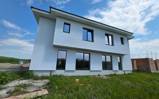 Duplex nou in Sura Mica, 4 camere, 3 bai - Poză 2