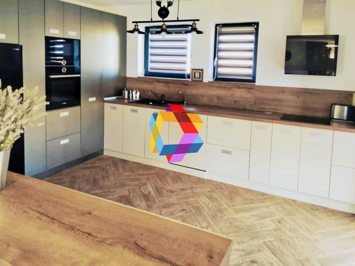 Casă 420 mp Cristian - Poză 12