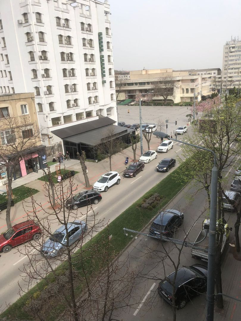 Apartament cu 3 camere, etaj 4, mobilat, VASLUI zona CENTRU - BIG; - Poză 2