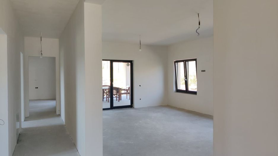 Casa individuala, 130 mp, Pompa caldura, panouri solare, COMISON 0 - Poză 10