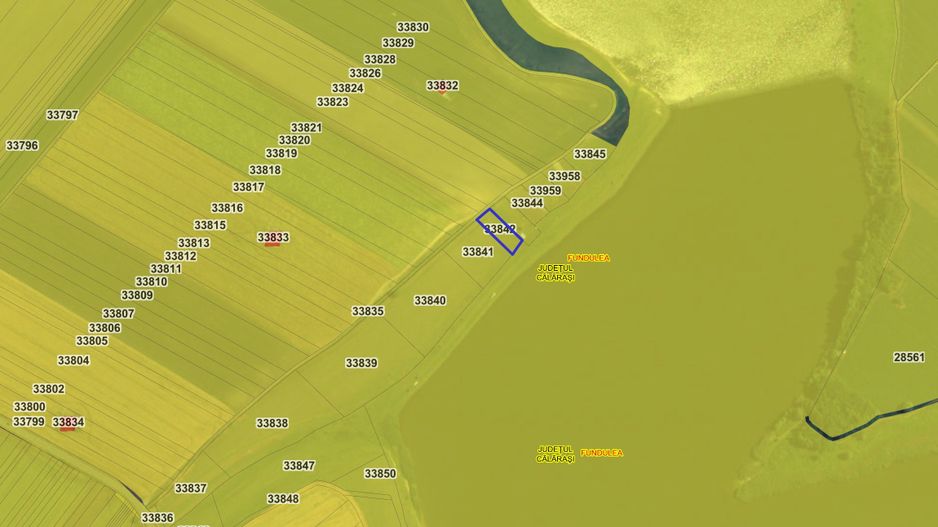Teren 1001 mp intravilan Fundulea pe malul lacului - Poză 3