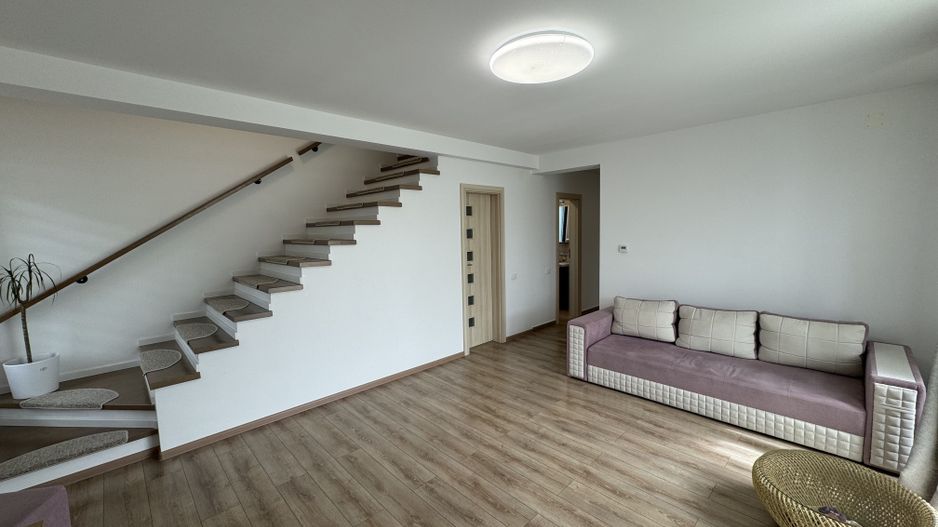 Vilă modernă de vânzare în Cristian | Construcție 2019 | Teren 500 mp - Poză 7