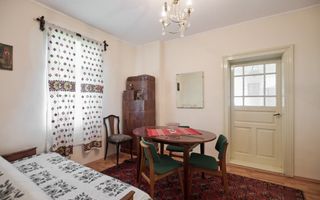 Casa Valea Mare Pravat (Campulung-Arges ) - farmec interbelic - Poză 10