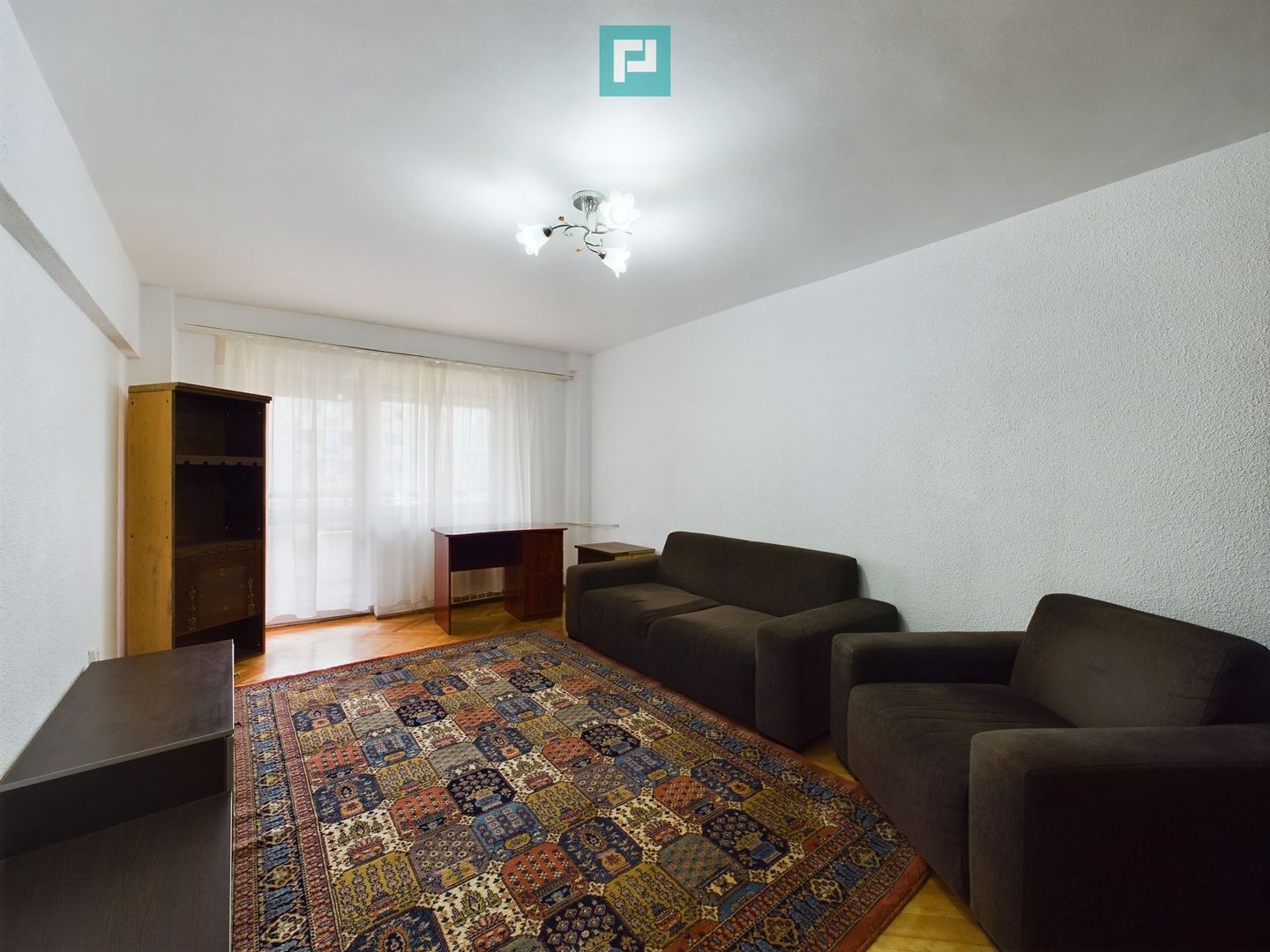 Apartament de 2 Camere Bulevardul Decebal - Poză 1