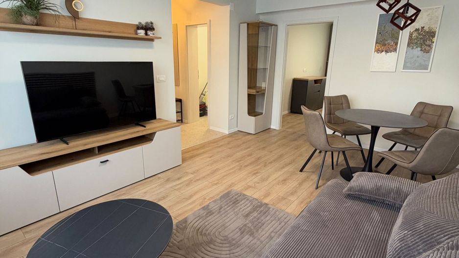 Apartament 2 camere zona Centrala aproape de Facultatii - Poză 1