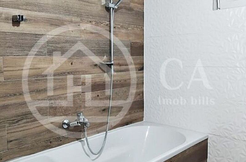 Casa de vanzare cu 4 camere in zona Matei Corvin, Oradea - Poză 10