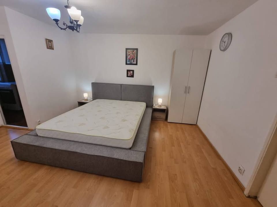 Apartament cu o cameră de închiriat în Craiova - Poză 1