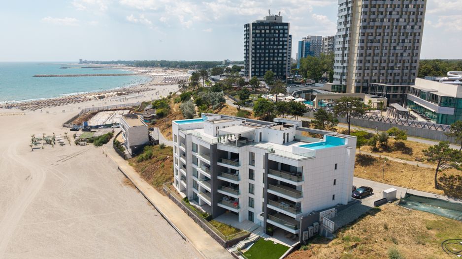 PENTHOUSE CU PISCINA, VEDERE PANORAMICA LA MARE/FALEZA OLIMP - Poză 25